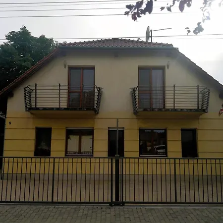 Appartement Frank Apartmanhaz
