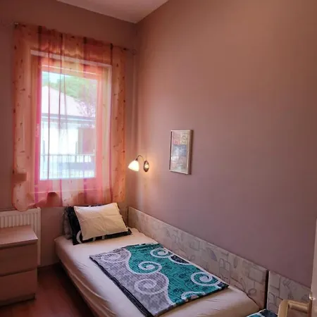 Apartment Frank Apartmanhaz