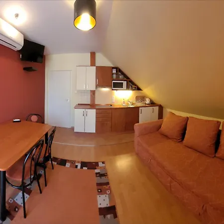 Appartement Frank Apartmanhaz