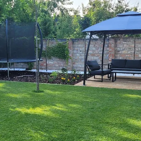 Frank Apartmanhaz Appartement